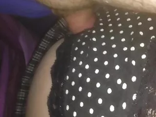 Ablasını duşa alıyor gizli çekim sex türk