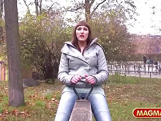 Anna Polina gizli amatör çekim porno (Anna Fransız Hizmetçi Servisi)